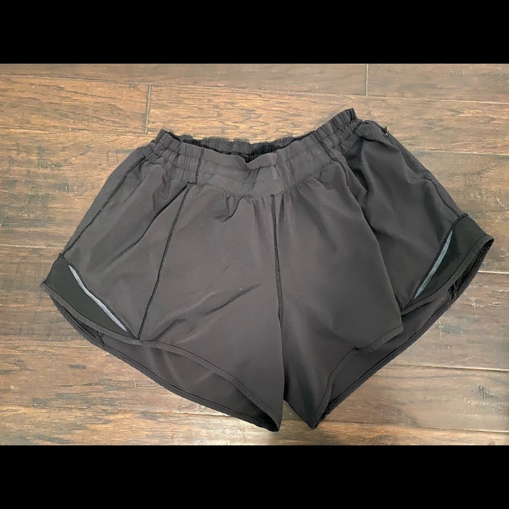 Black lululemon shorts!